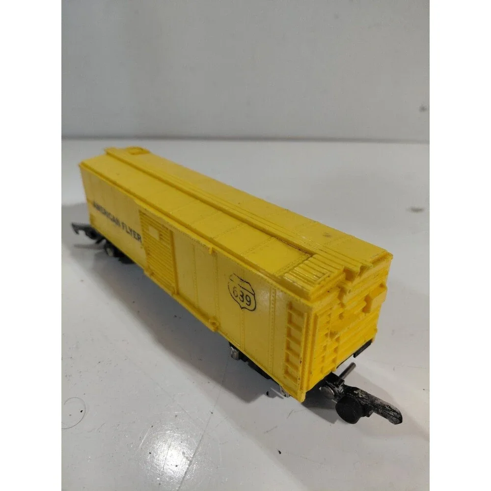 American Flyer 639 Electric Trains S Gauge Model Railroad Yellow Boxcar